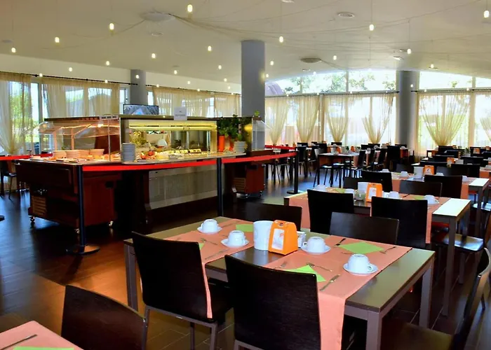 Charming Beachfront With A Bright Terrace *