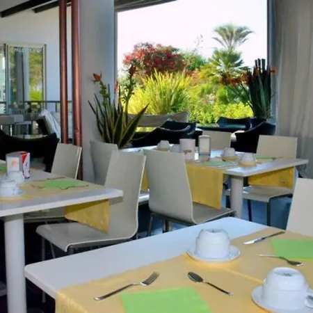 Charming Beachfront Flat With A Bright Terrace Appartement *