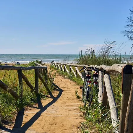 Appartement Charming Beachfront Flat With A Bright Terrace Bibione
